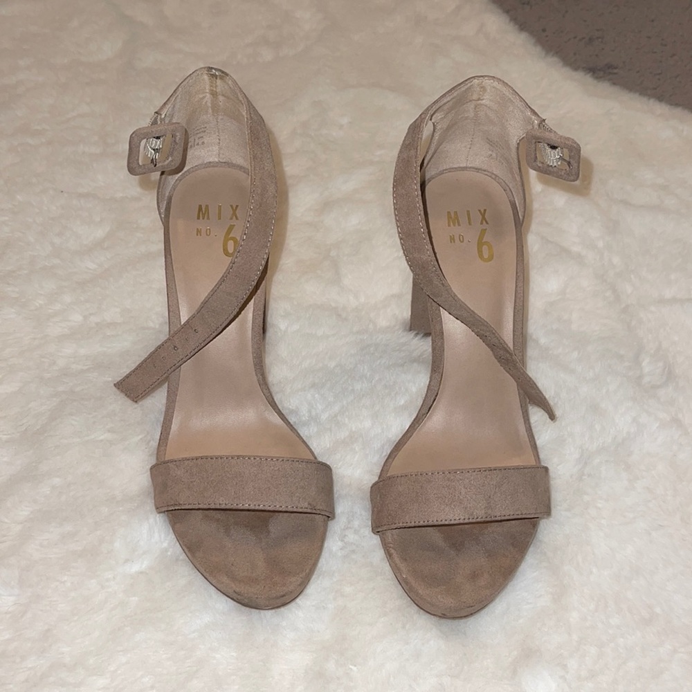 Taupe heels